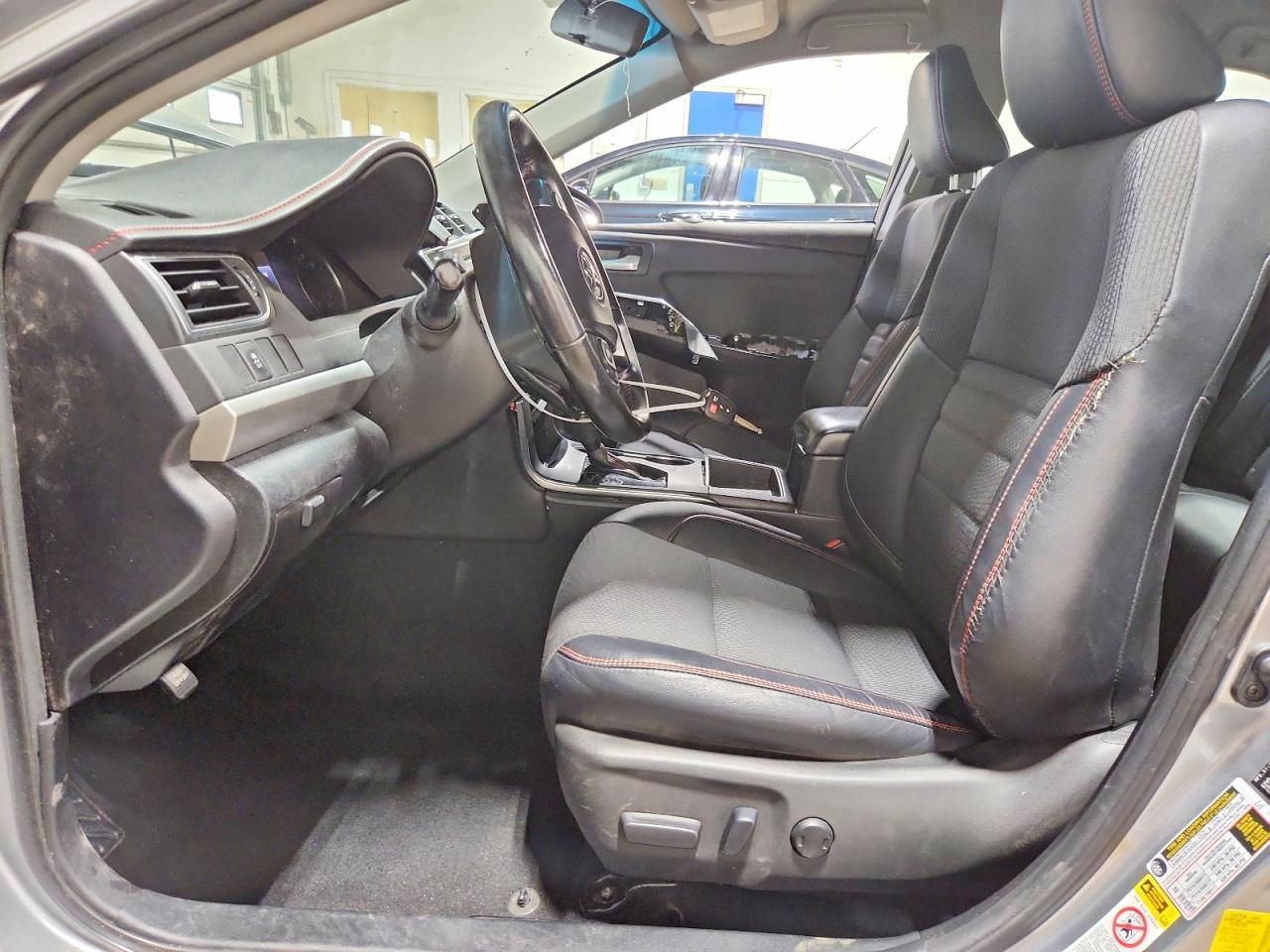 2016 Toyota Camry Se - Фото 7