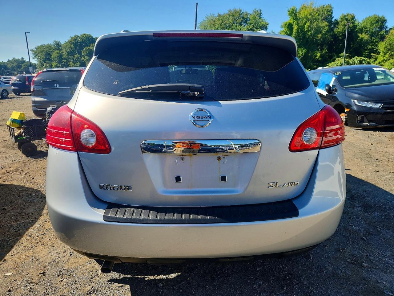 2013 Nissan Rogue S - Фото 6