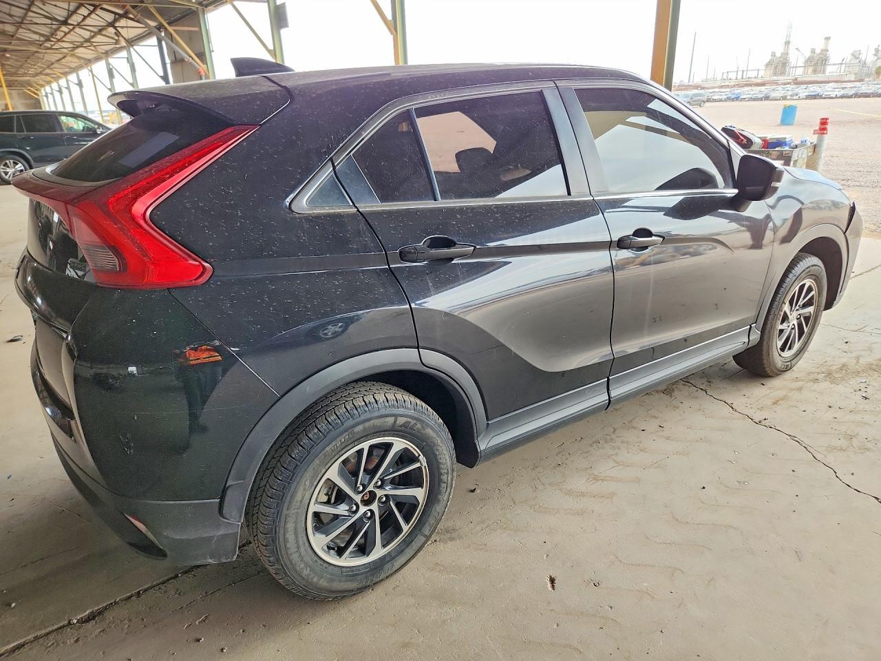 2020 Mitsubishi Eclipse Cross Es - Фото 3