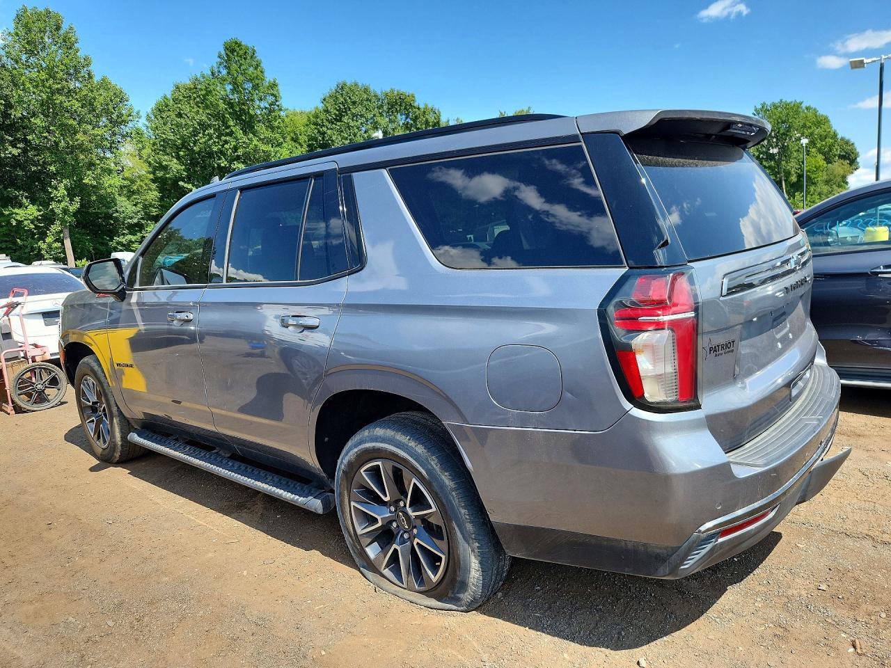 2022 Chevrolet Tahoe K1500 Z71 - Фото 2