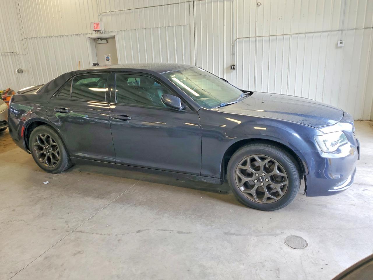 2016 Chrysler 300 S - Фото 4