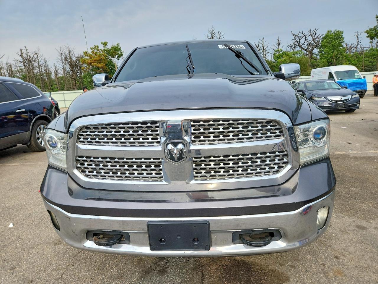 2016 Ram 1500 Laramie - Image 5