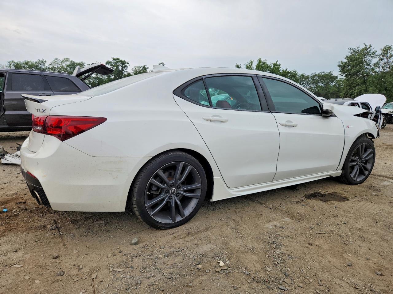 2018 Acura Tlx Tech+A - Фото 3