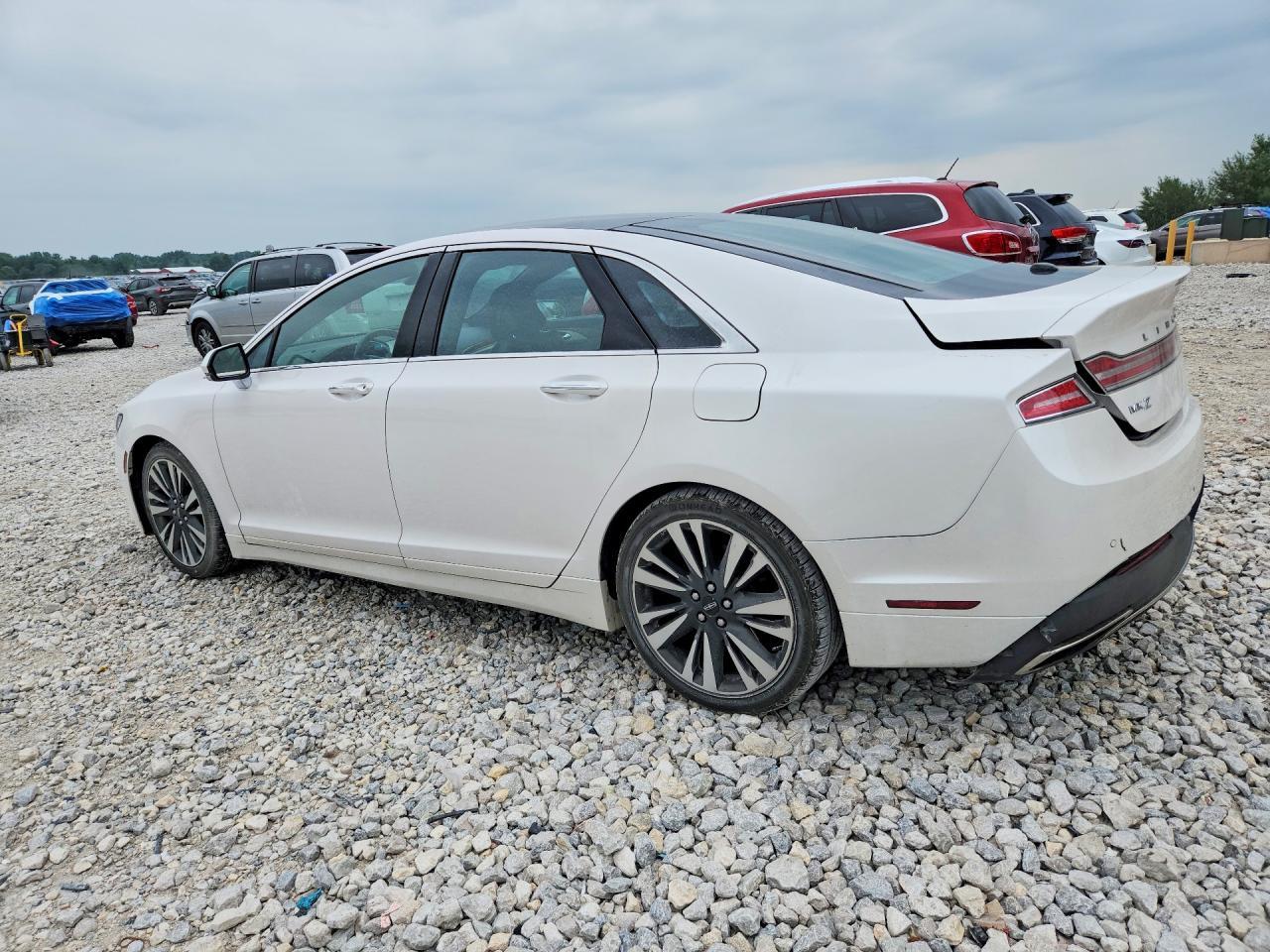 2017 Lincoln Mkz Reserve - Image 2