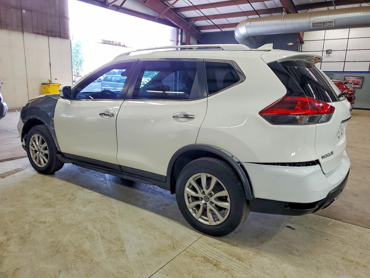 2020 Nissan Rogue Sv - Фото 2
