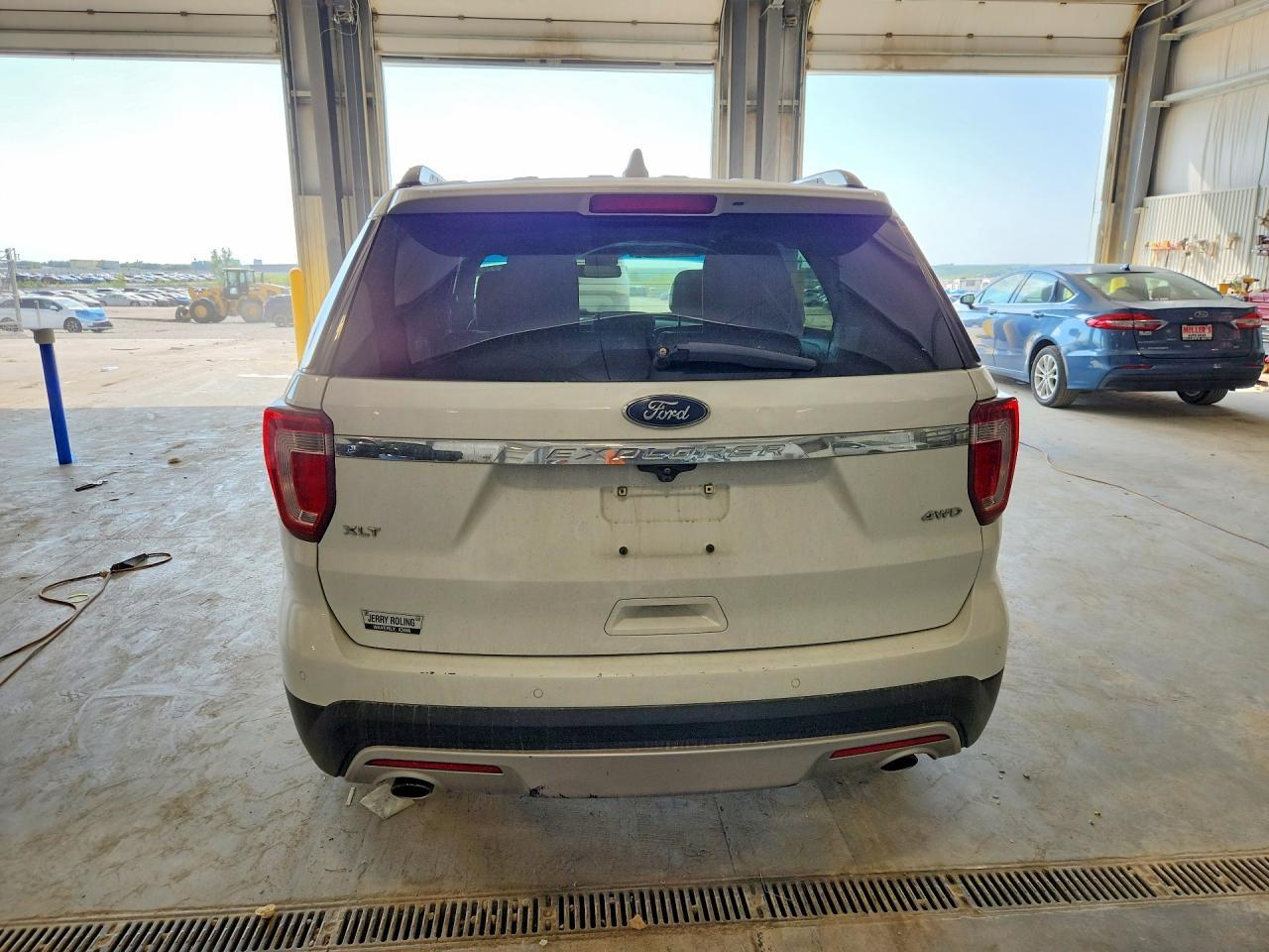 2017 Ford Explorer Xlt - Image 6