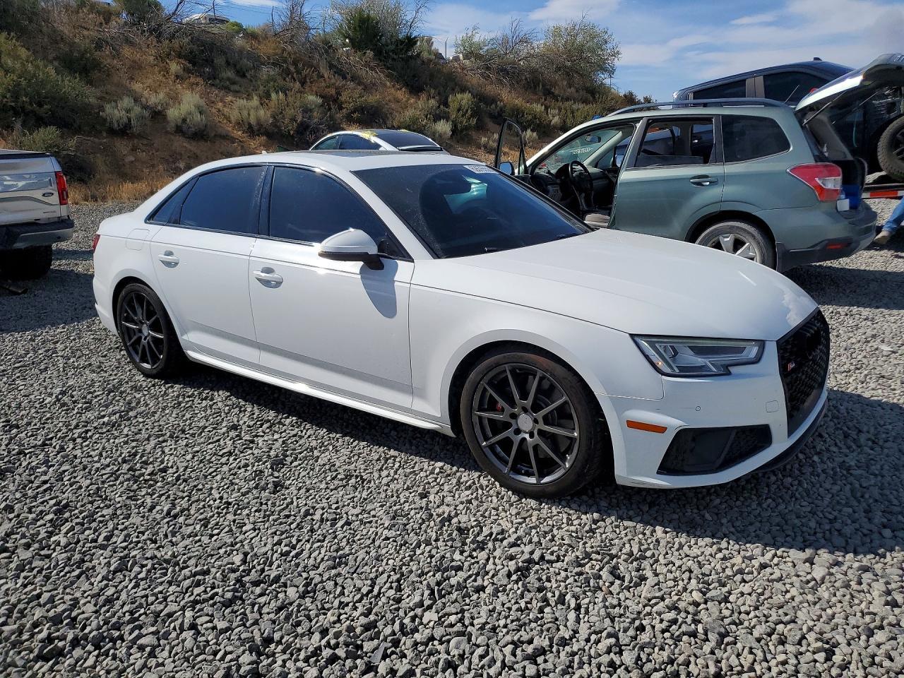 2019 Audi S4 Prestige - Фото 4