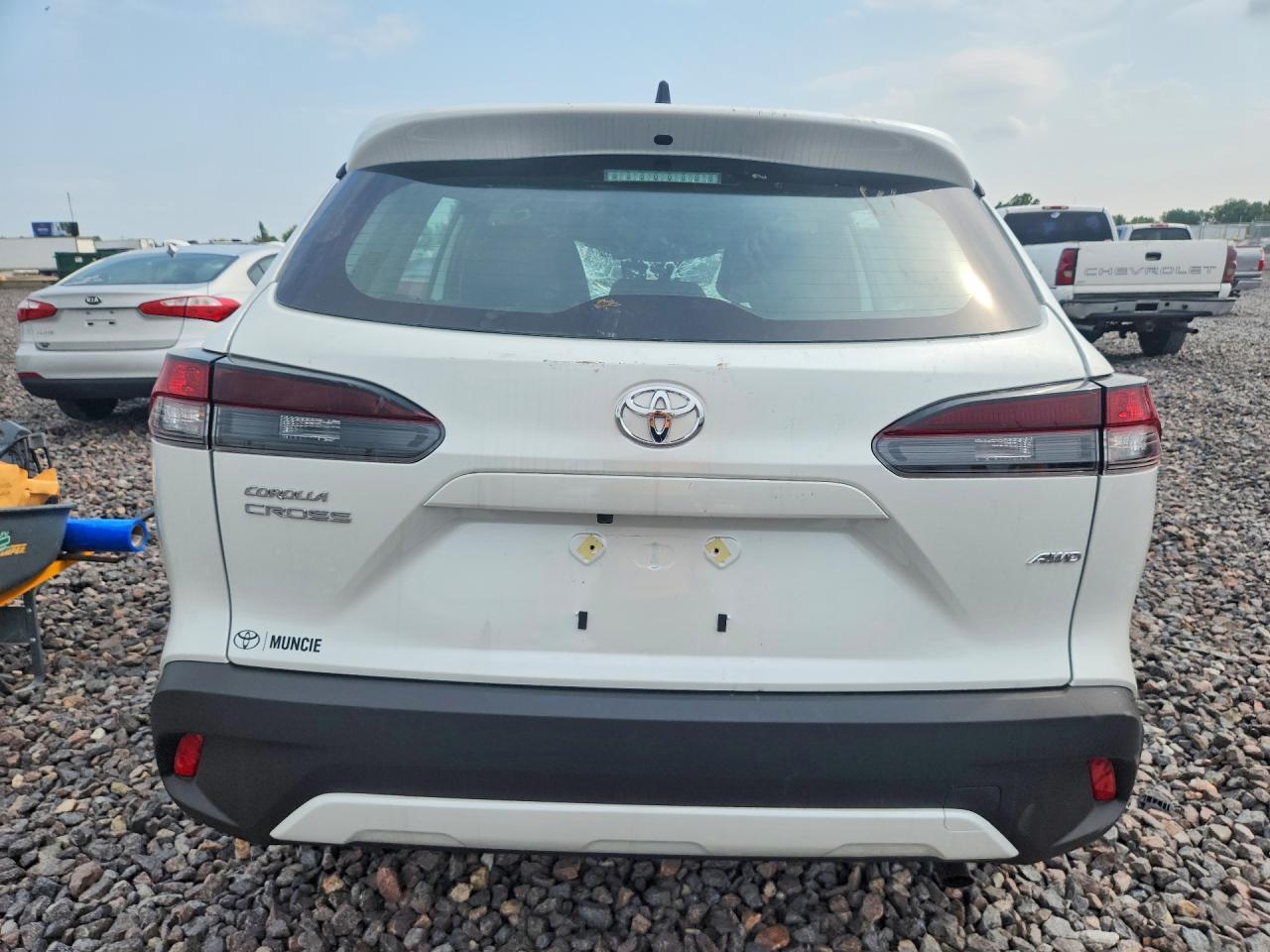 2026 Toyota Corolla Cross L - Фото 6