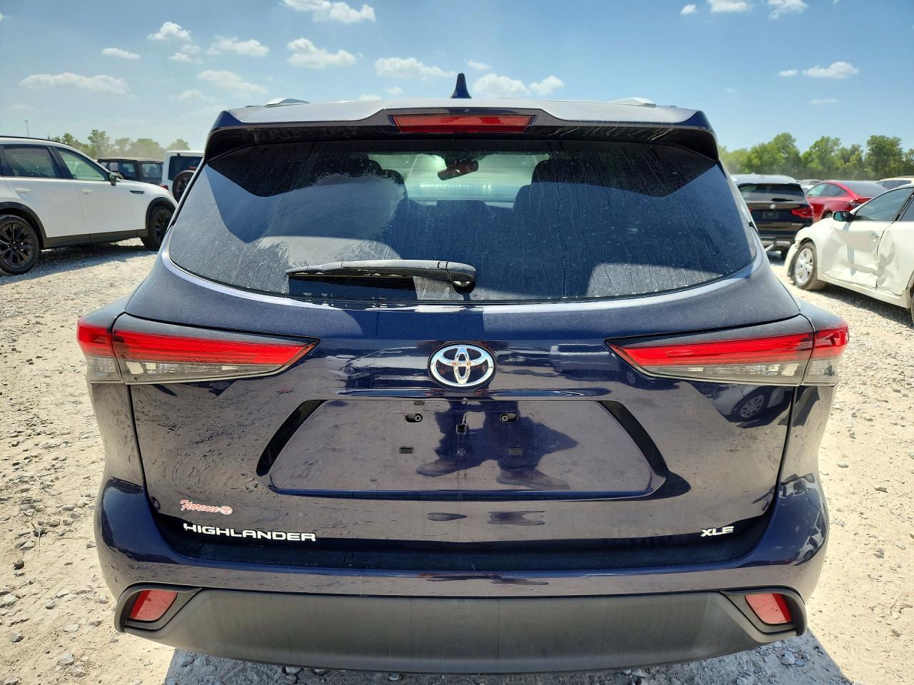 2023 Toyota Highlander L - Фото 6