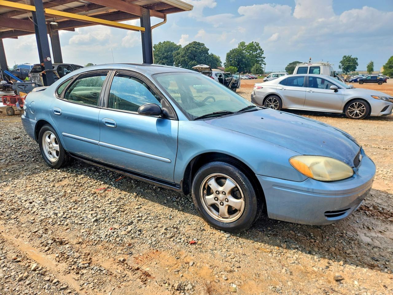 2005 Ford Taurus Se - Фото 4
