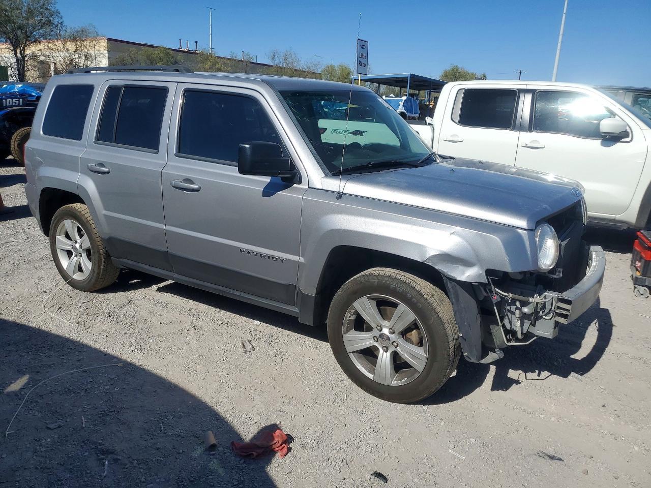 2014 Jeep Patriot Latitude - Фото 4