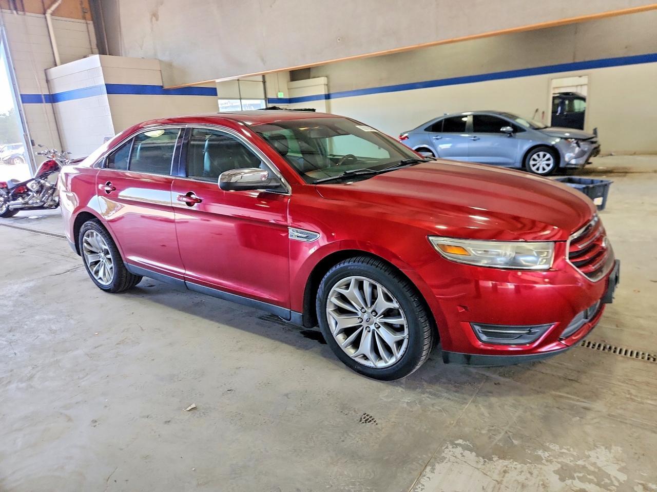 2013 Ford Taurus Limited - Фото 4