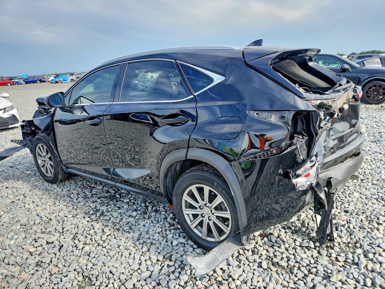 2017 Lexus Nx 200T Base - Фото 2