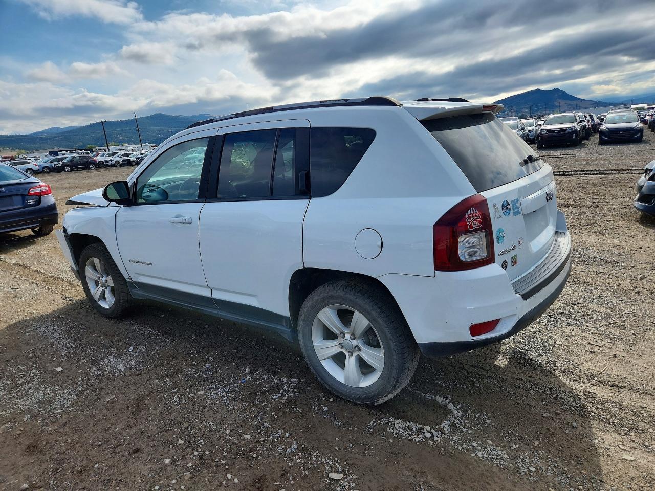 2016 Jeep Compass Sport - Фото 2