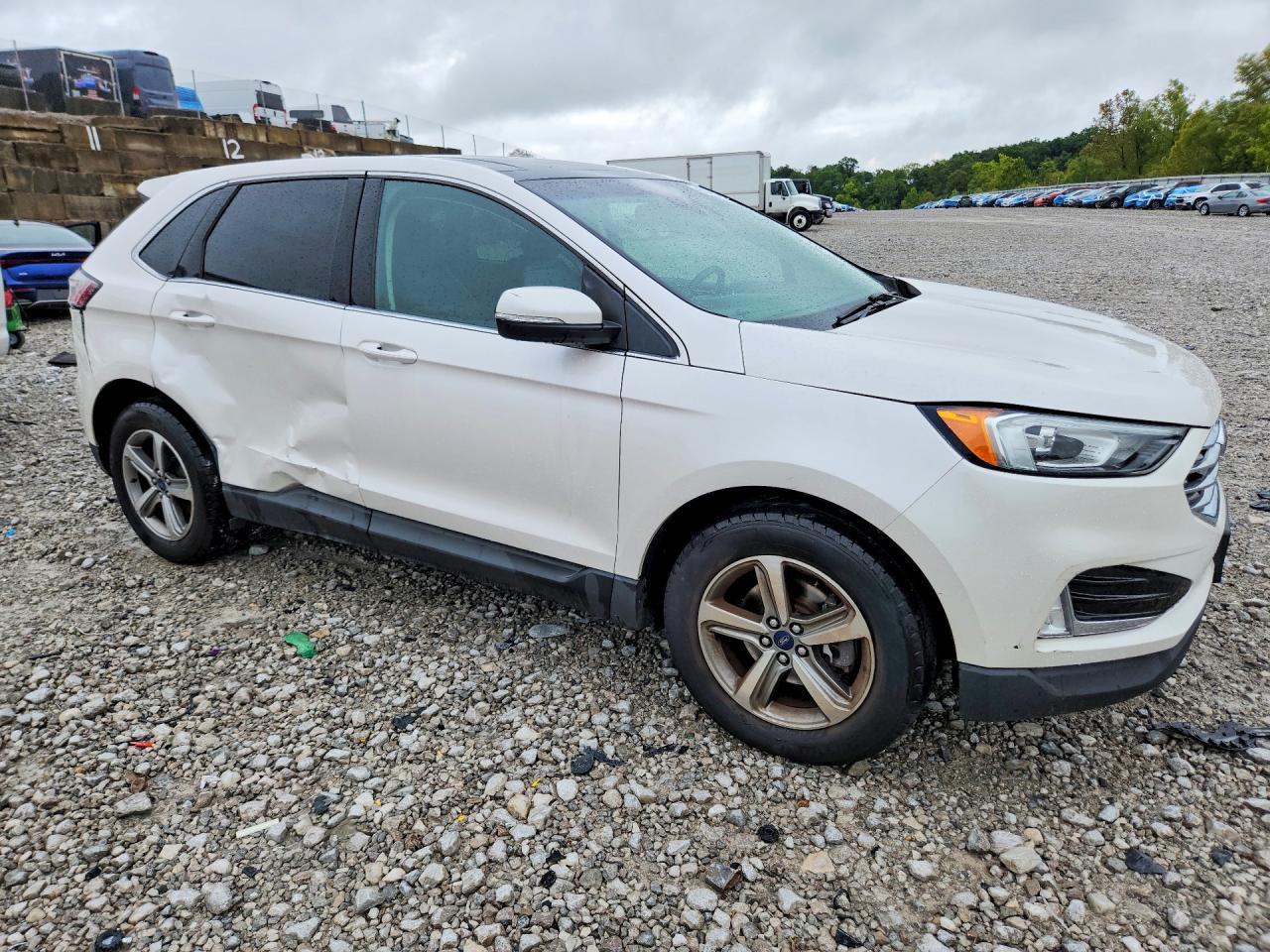 2019 Ford Edge Sel - Фото 4