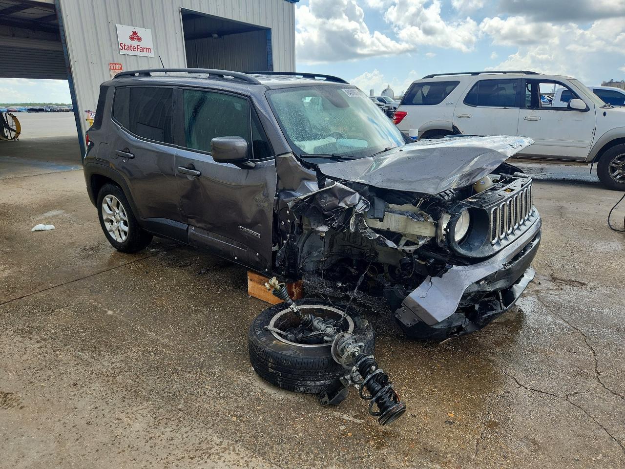 2017 Jeep Renegade Latitude - Image 4