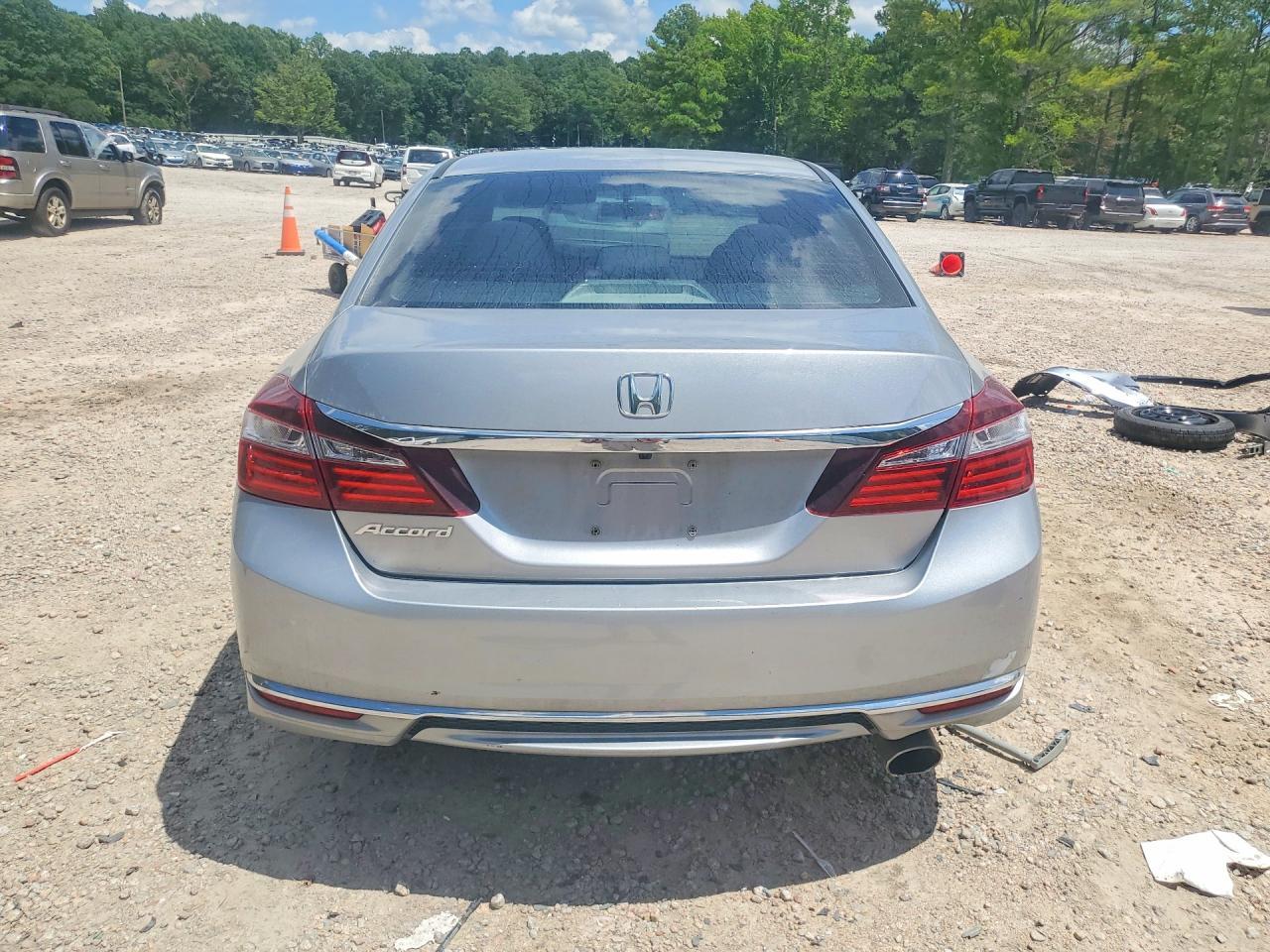 2017 Honda Accord Lx - Фото 6