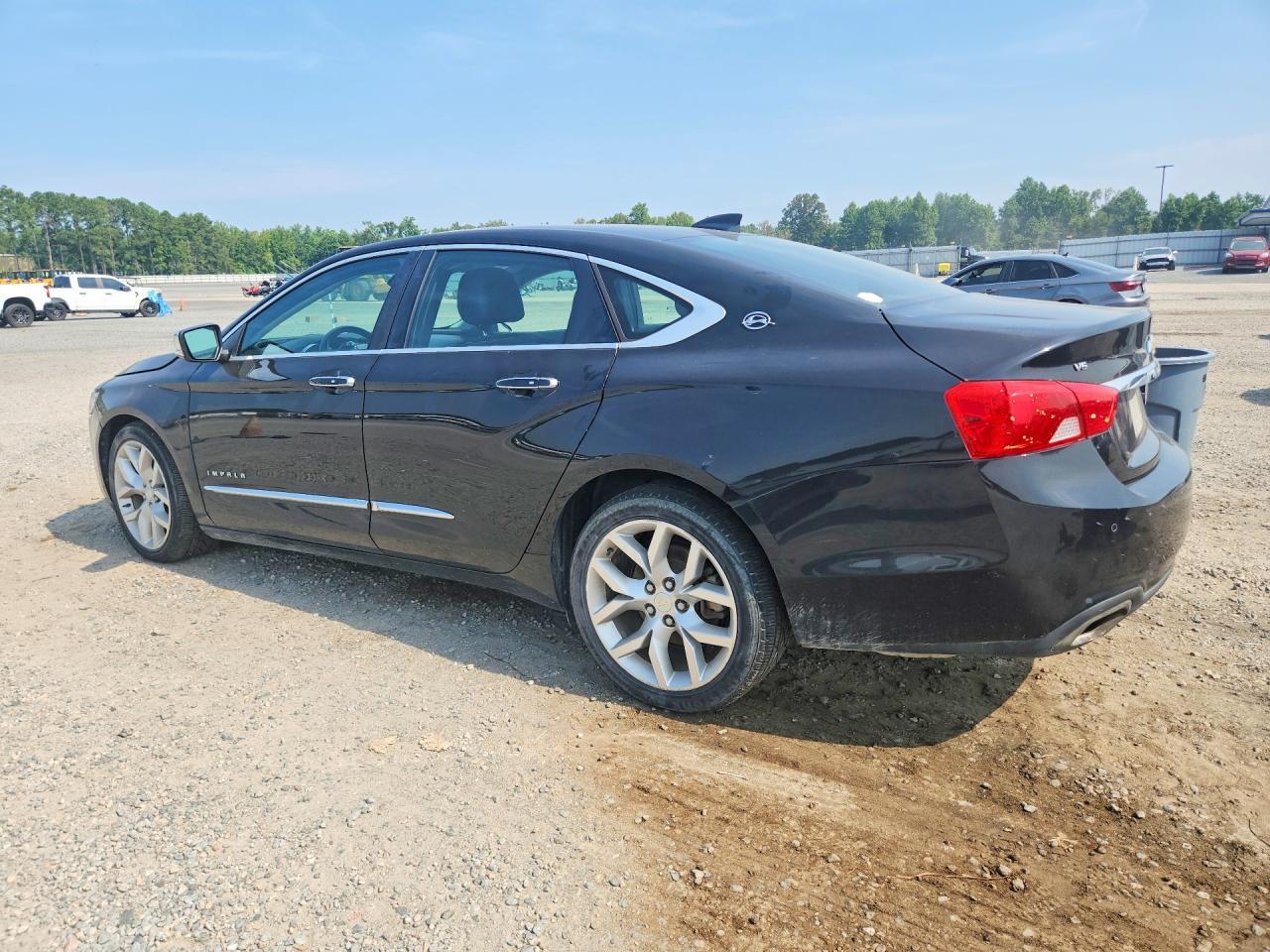 2018 Chevrolet Impala Premier - Фото 2