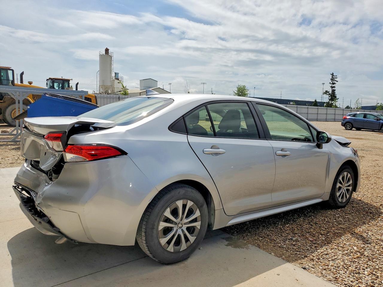 2022 Toyota Corolla Le - Фото 3