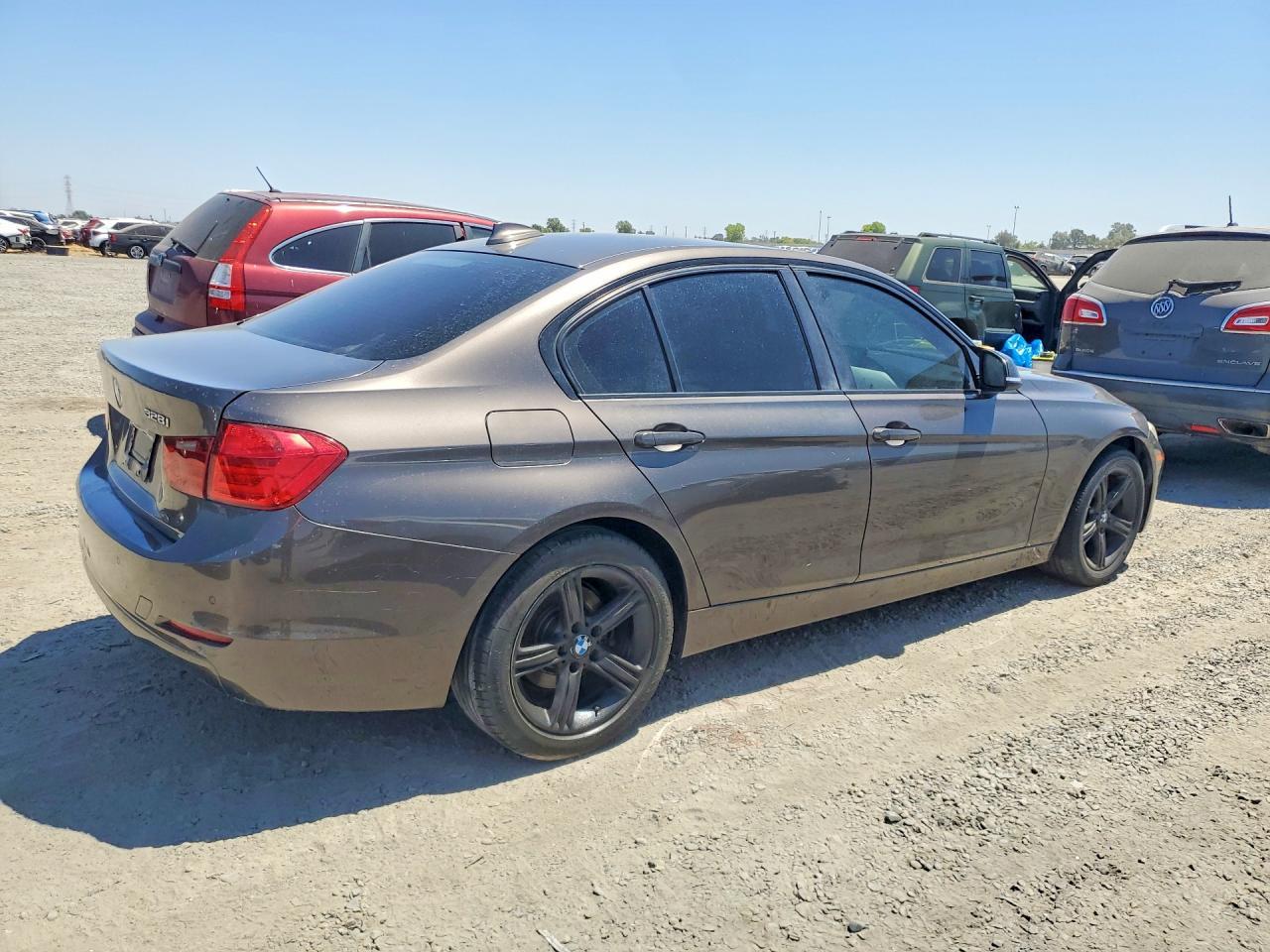2012 BMW 328 I - Image 3