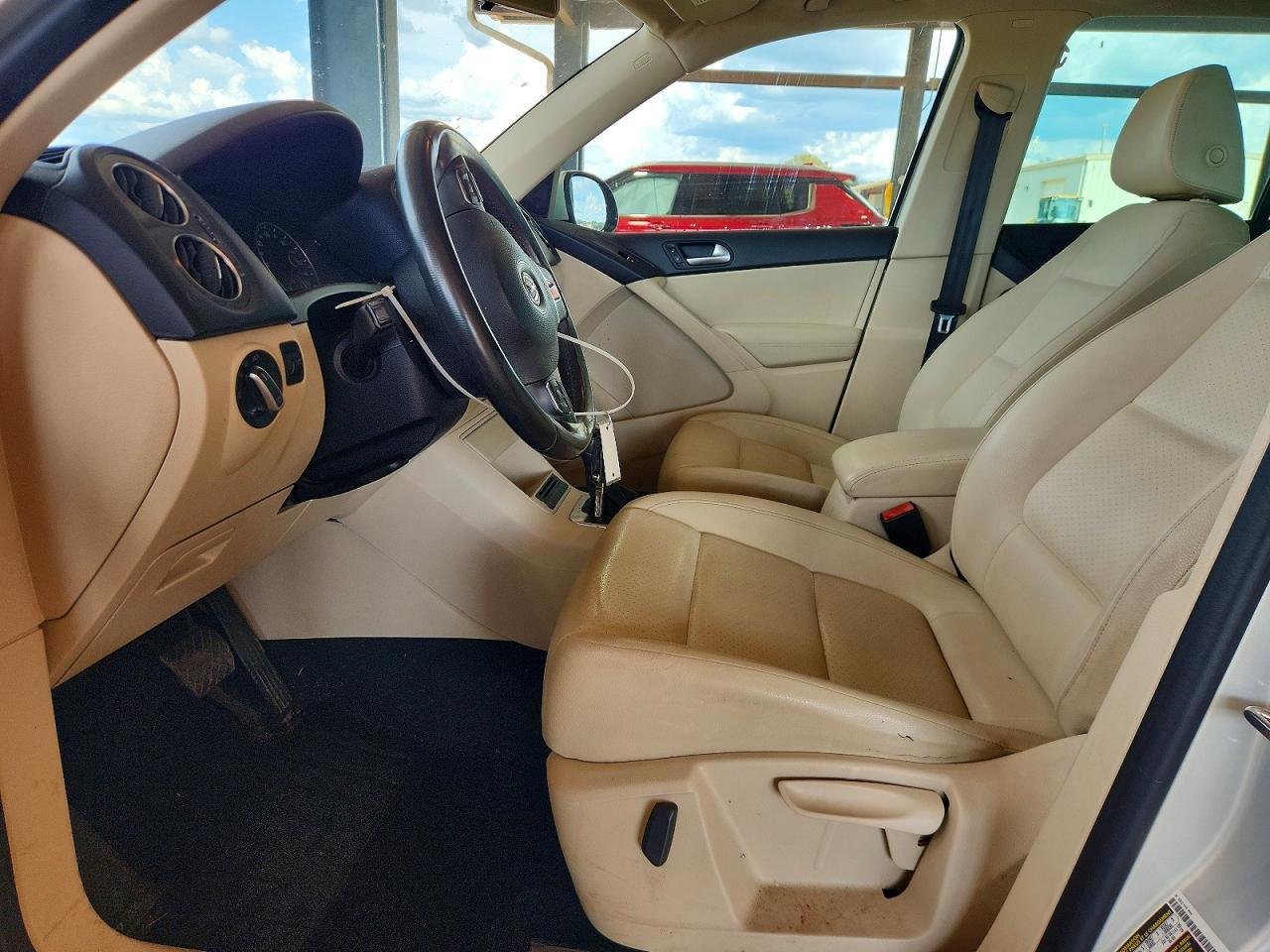 2013 Volkswagen Tiguan S - Фото 7