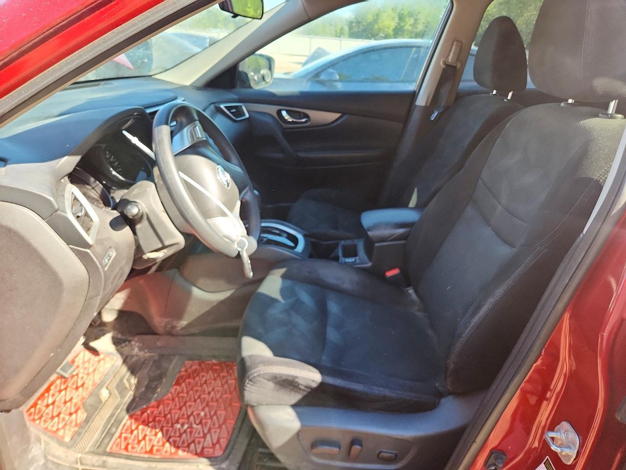 2015 Nissan Rogue S - Фото 7