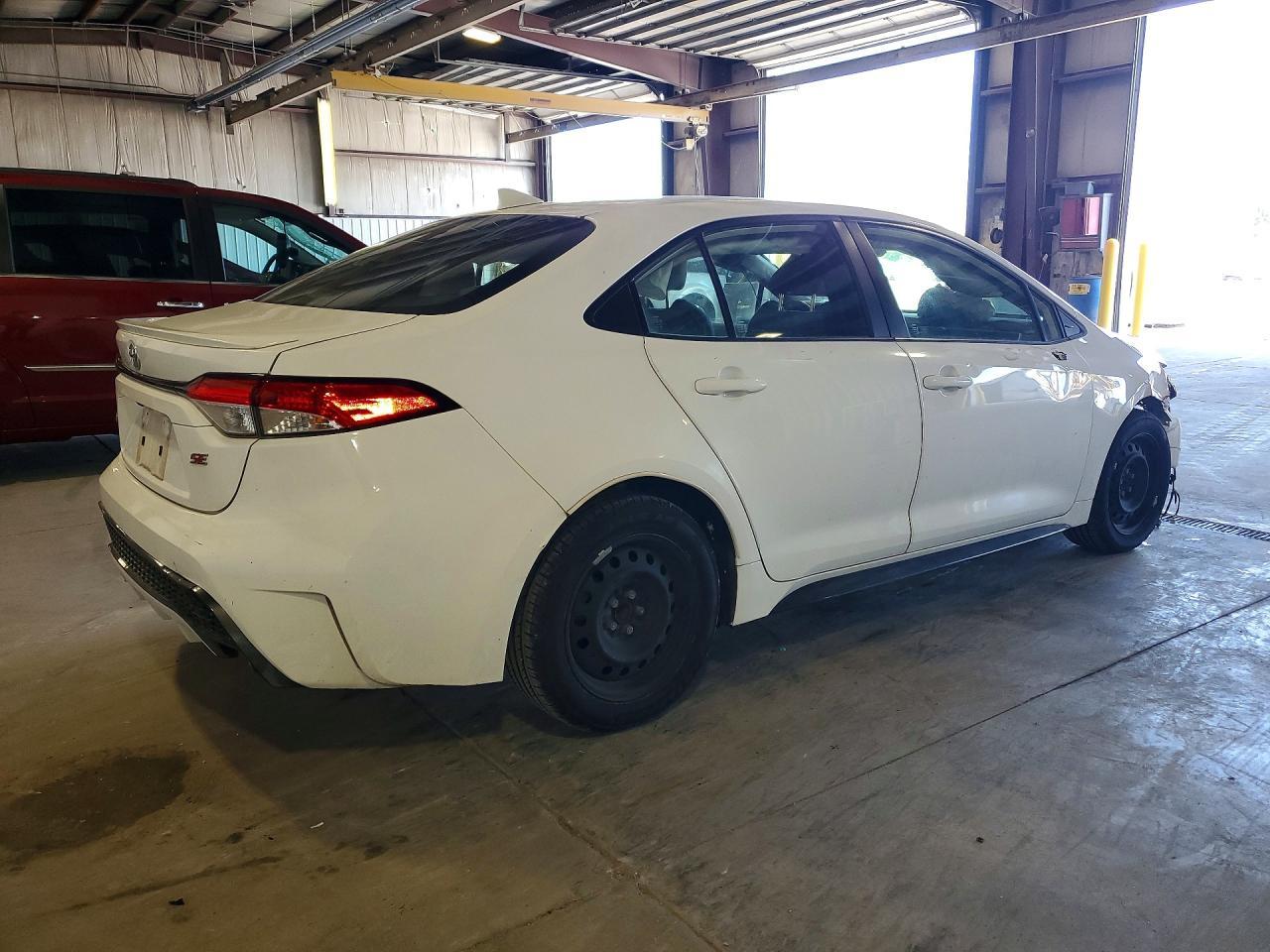 2020 Toyota Corolla Se - Image 3