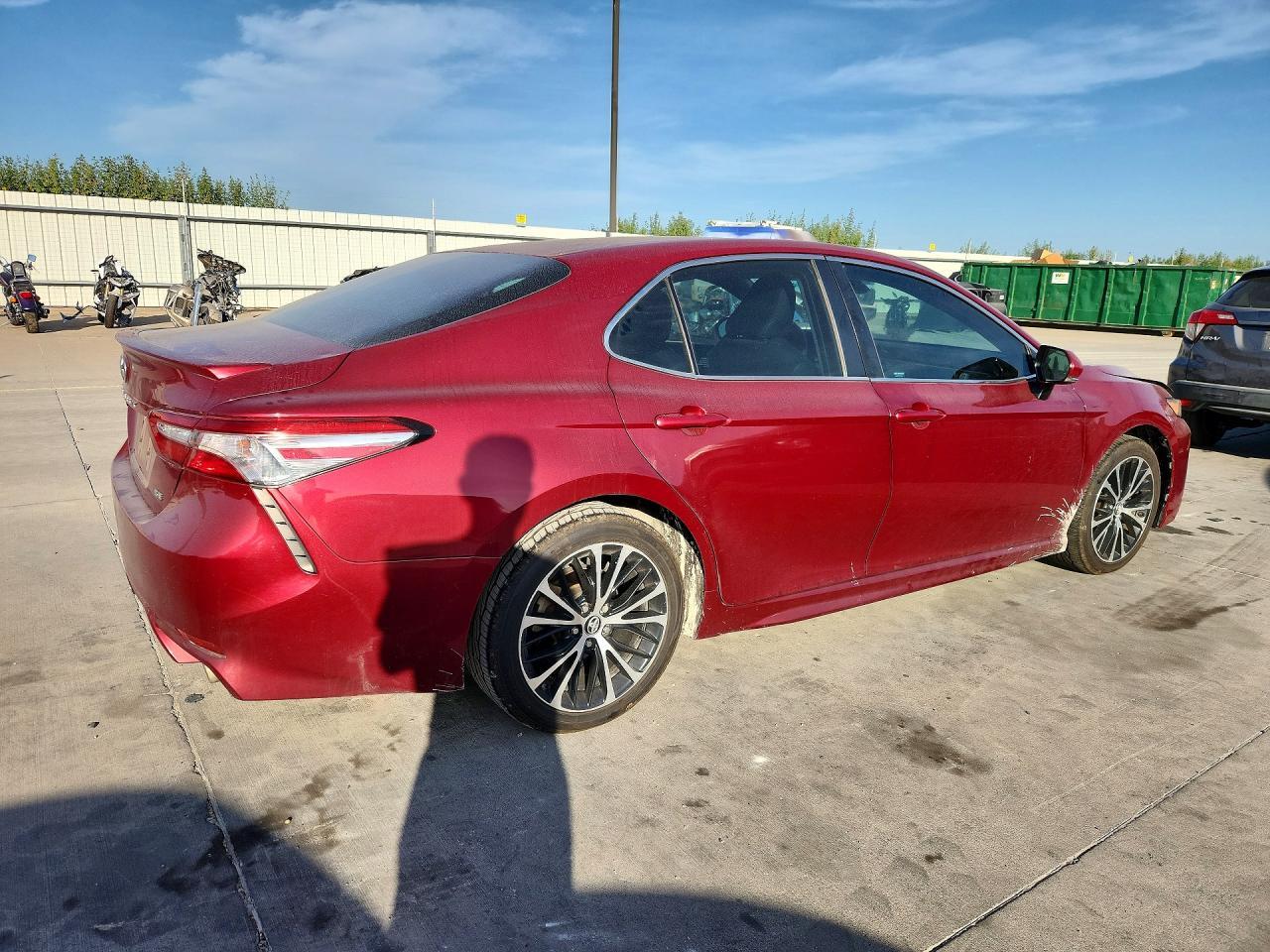 2018 Toyota Camry Se - Фото 3