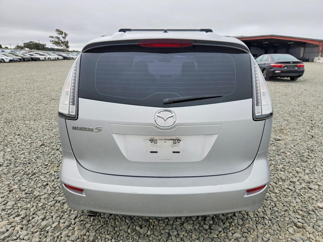 2008 Mazda 5 - Image 6