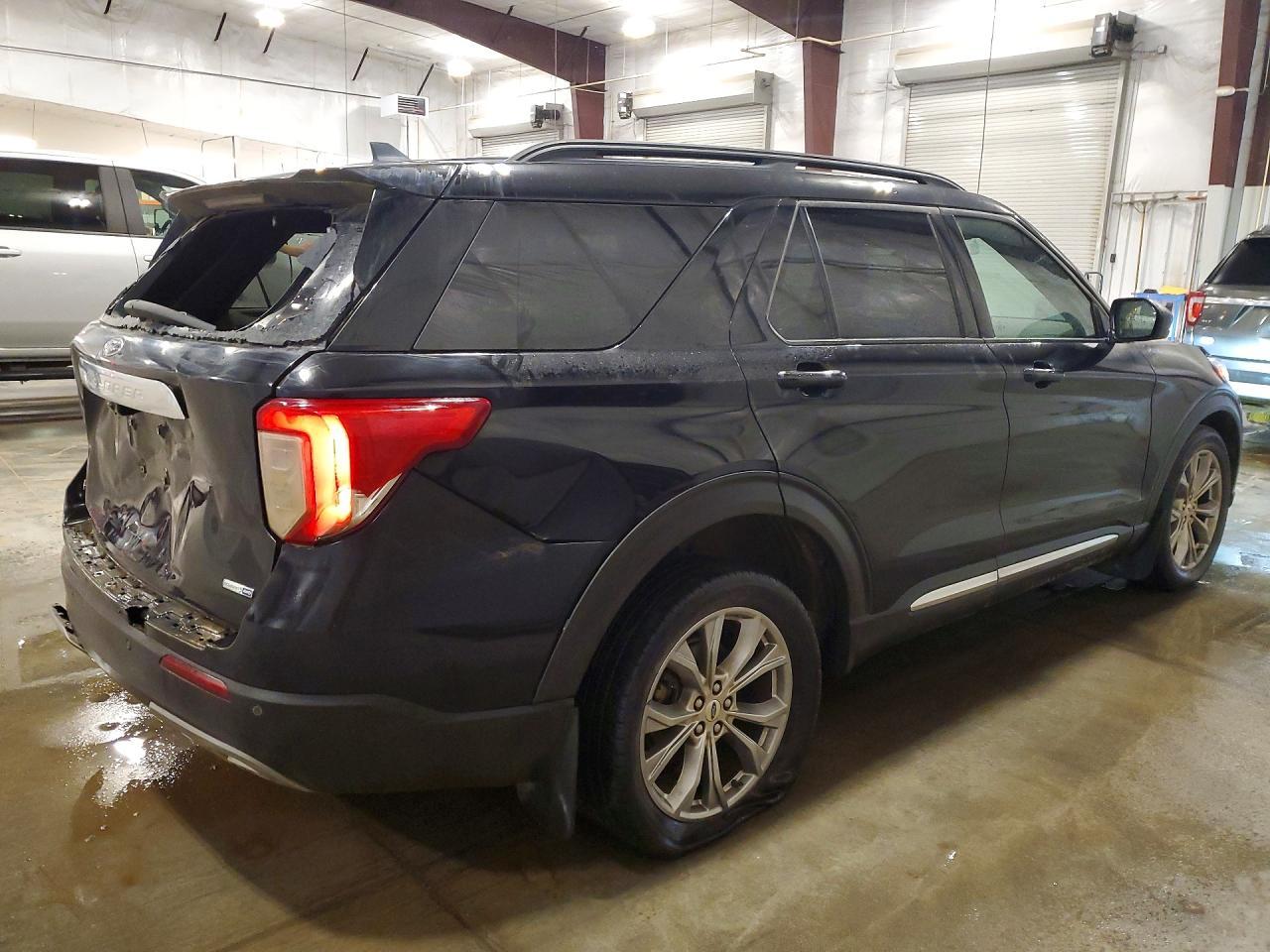 2020 Ford Explorer Xlt - Фото 3