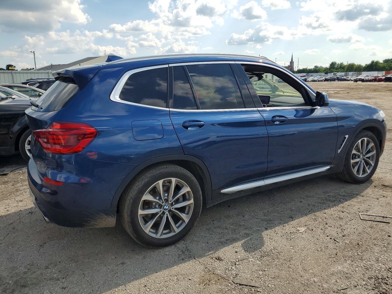 2019 BMW X3 xDrive30I - Фото 3