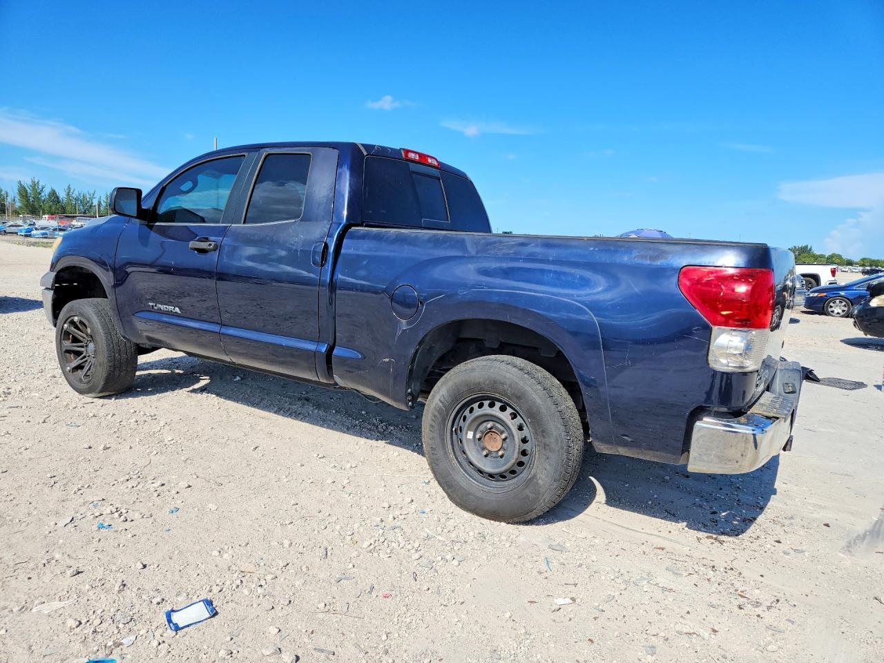 2012 Toyota Tundra Double Cab Sr5 - Фото 2
