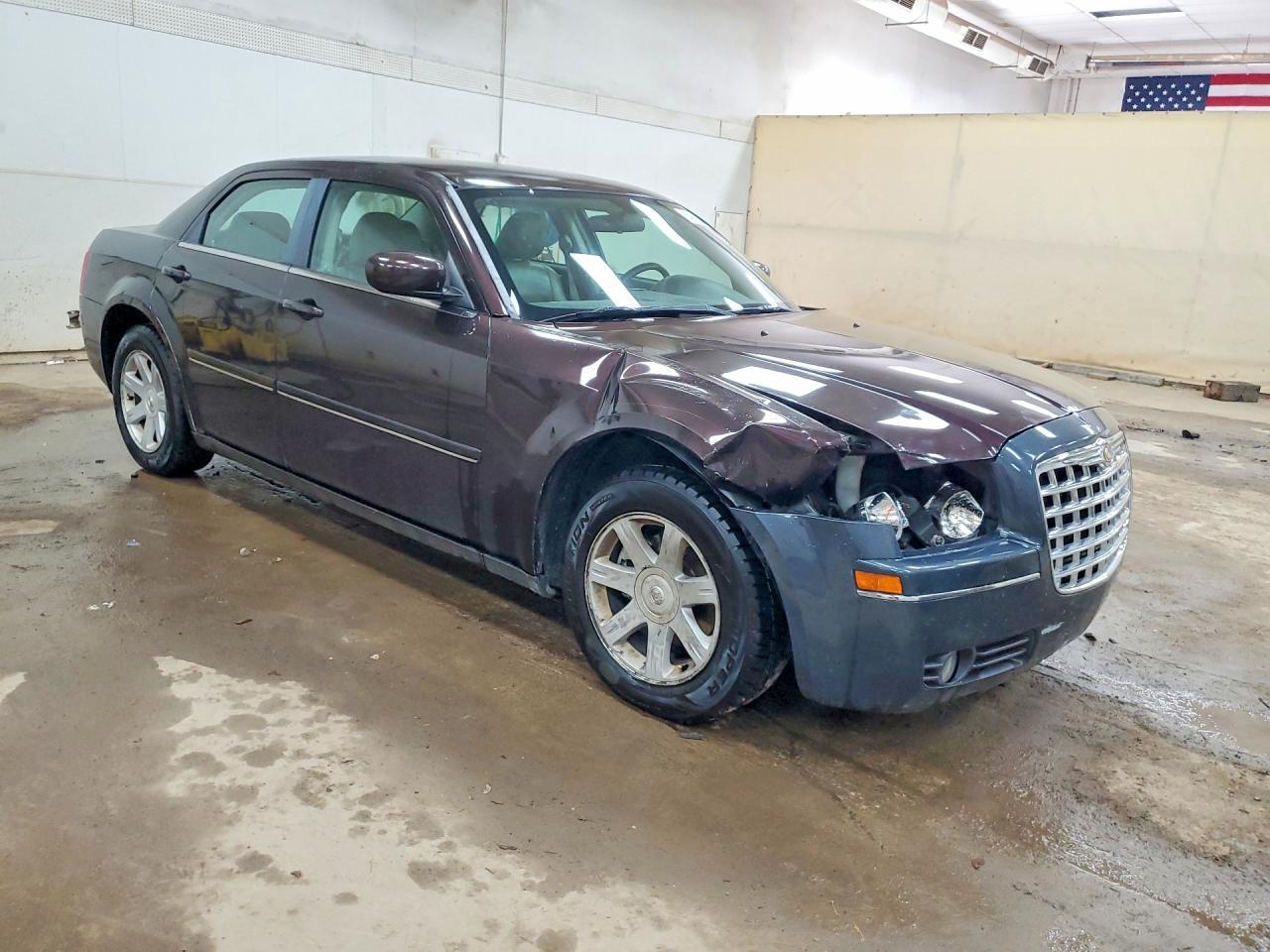 2005 Chrysler 300 Touring - Фото 4