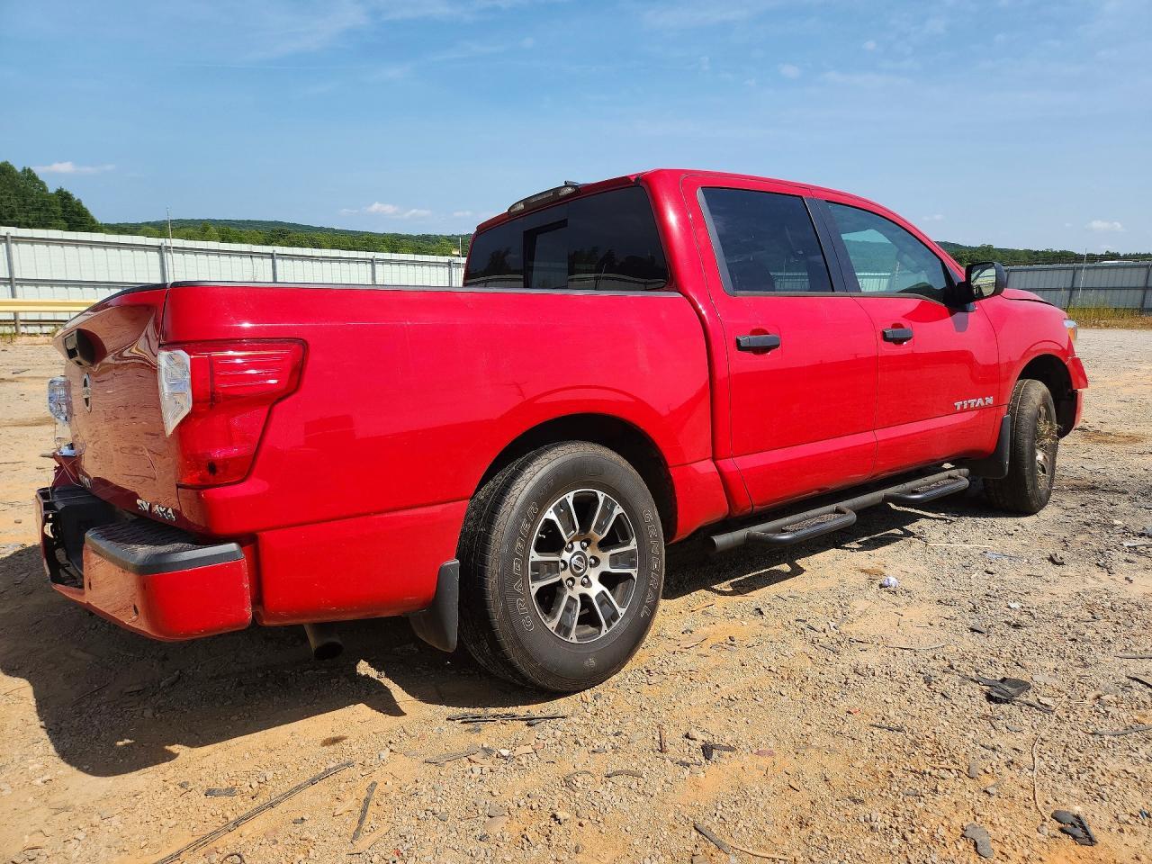 2022 Nissan Titan S - Image 3