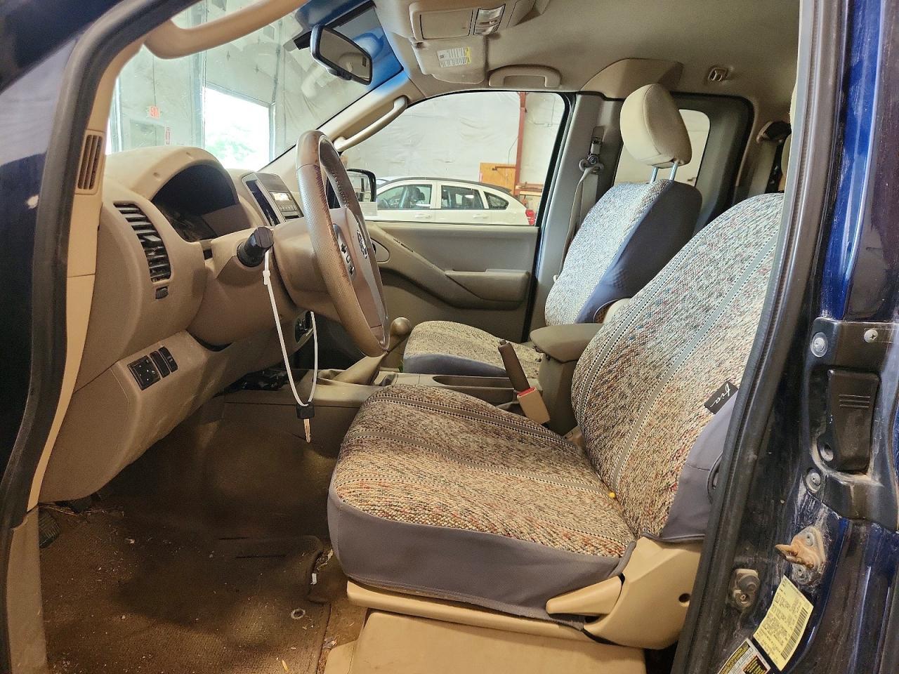 2011 Nissan Frontier Sv V6 - Image 7