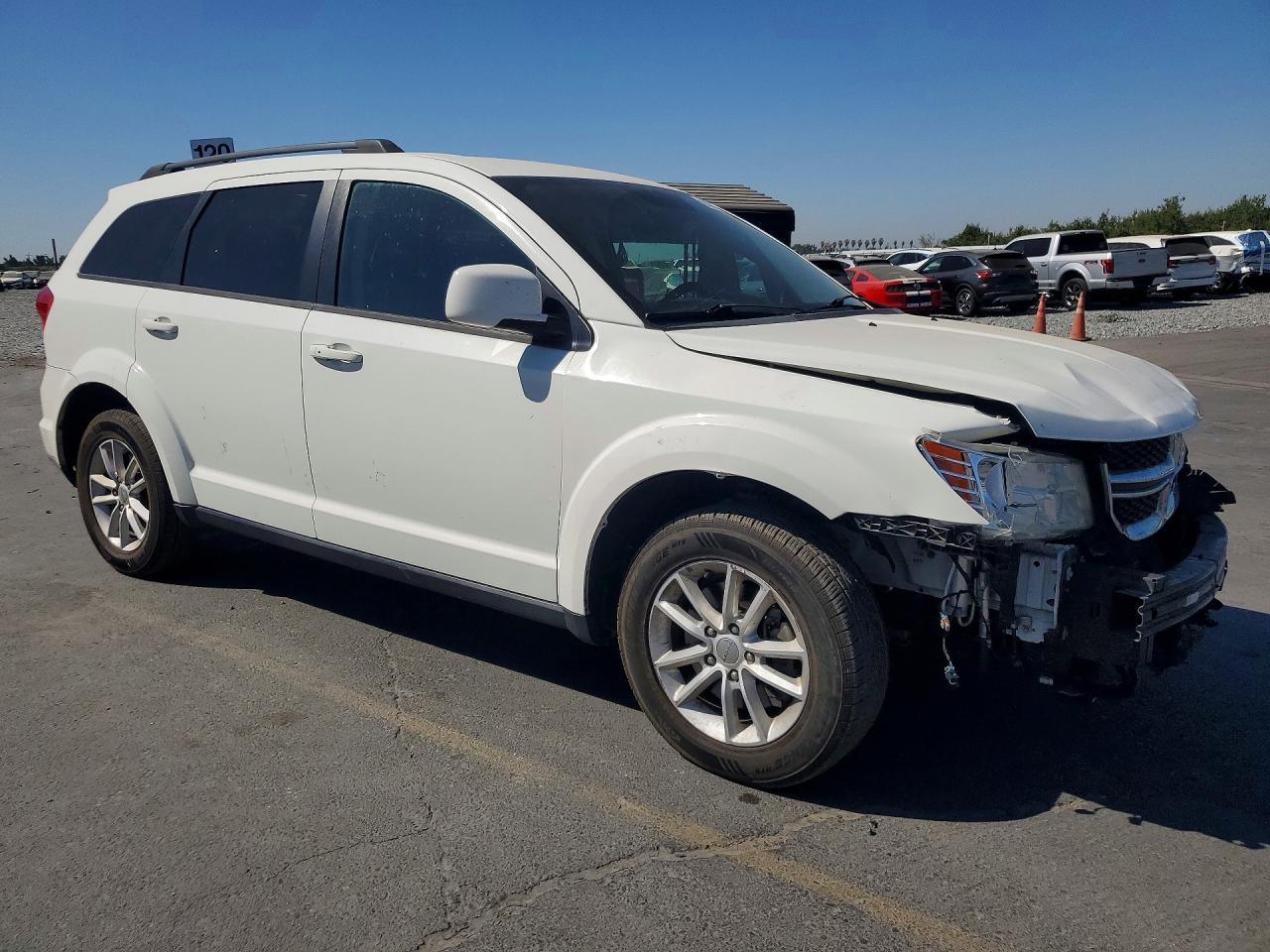 2016 Dodge Journey Sxt - Image 4