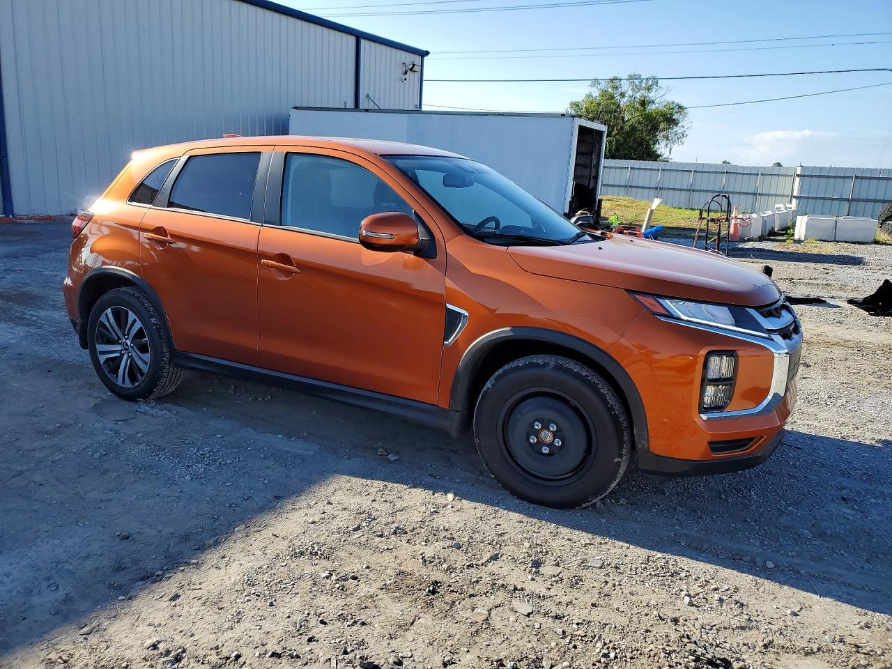 2025 Mitsubishi Outlander Sport S/Se - Image 4