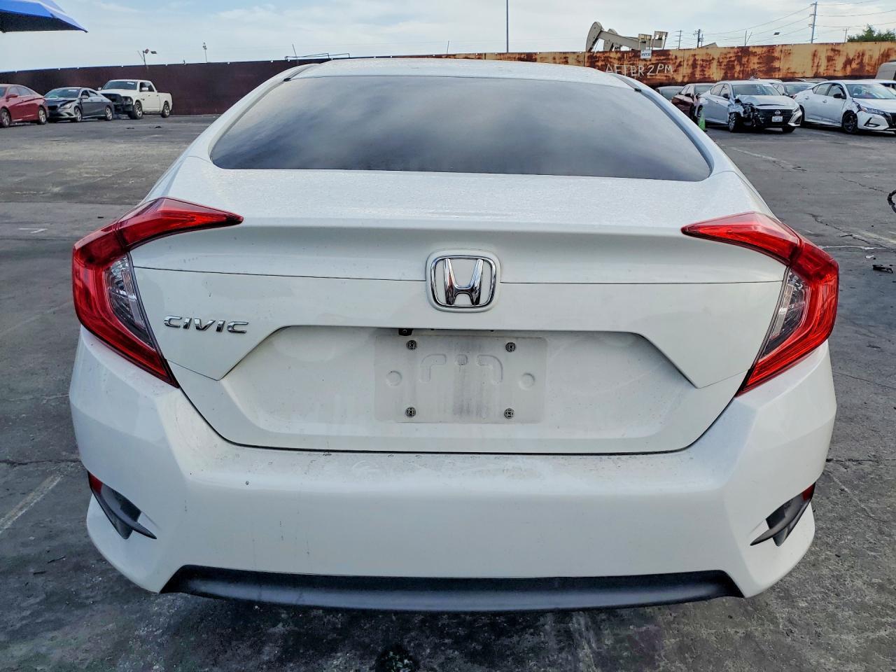 2017 Honda Civic Lx - Image 6