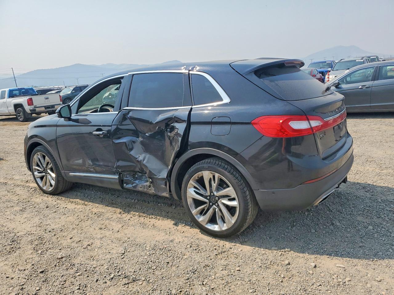 2017 Lincoln Mkx Black Label - Image 2