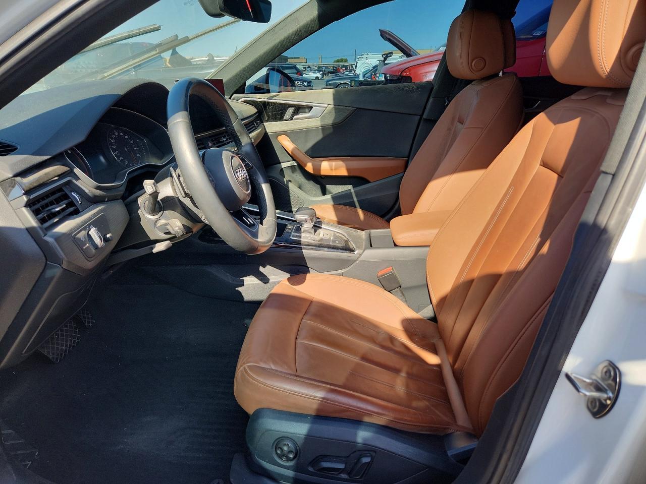 2021 Audi A4 Premium 40 - Фото 7