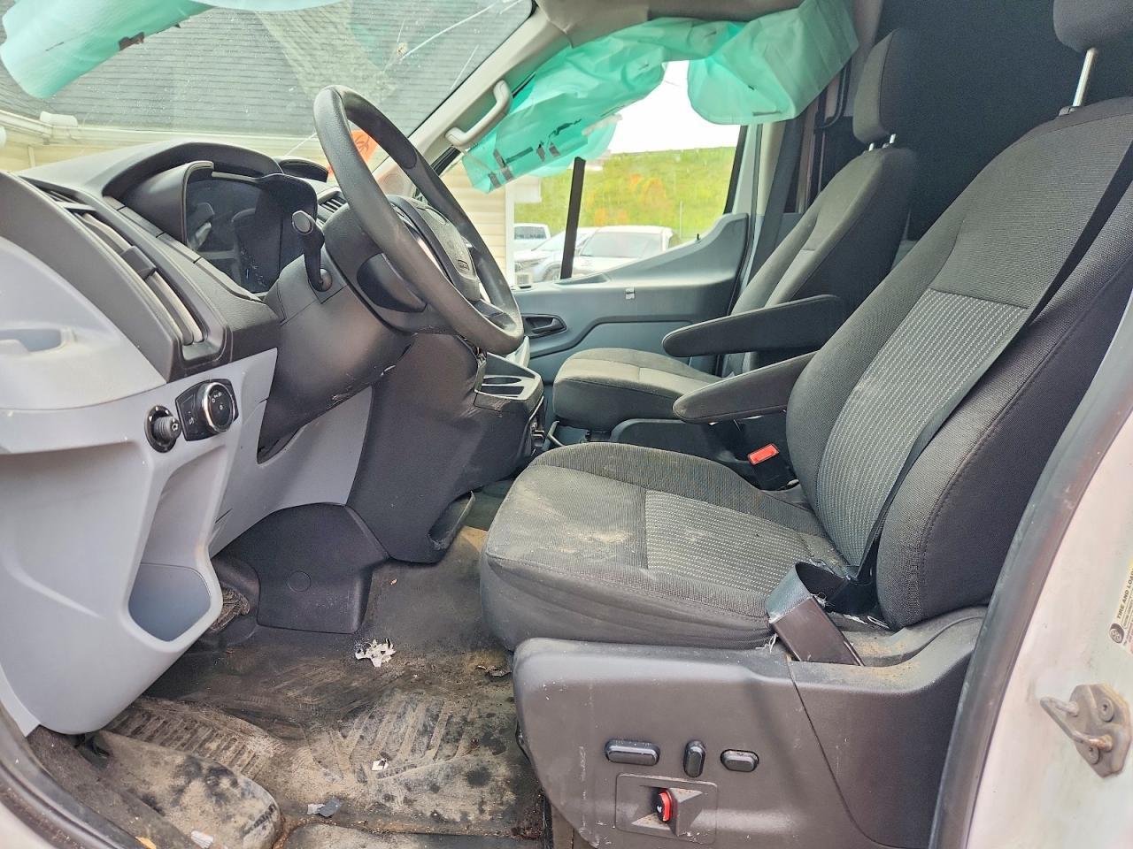 2019 Ford Transit 250 Delivery Van - Фото 7