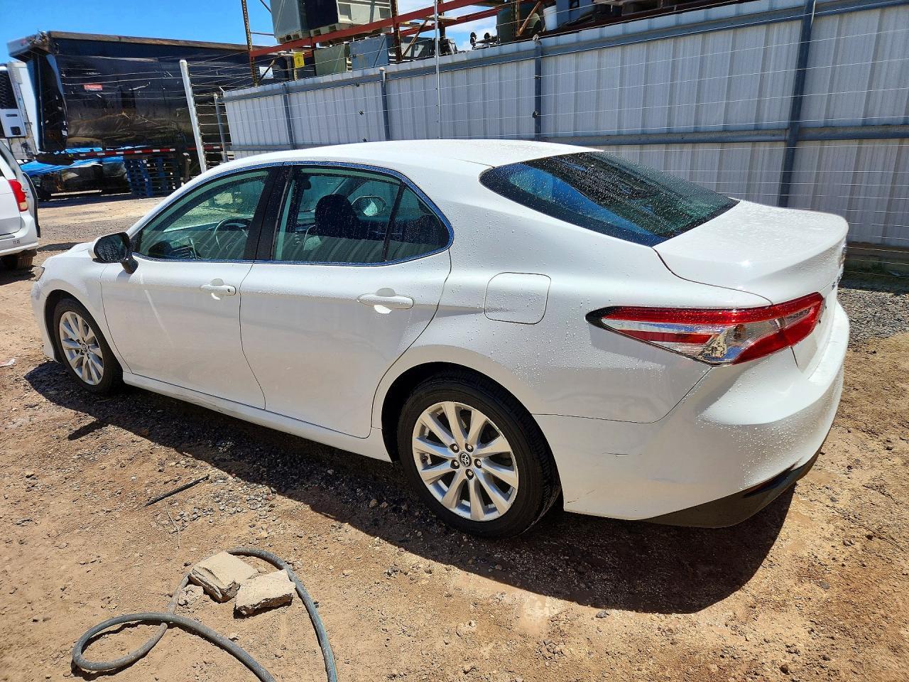 2019 Toyota Camry L - Image 2