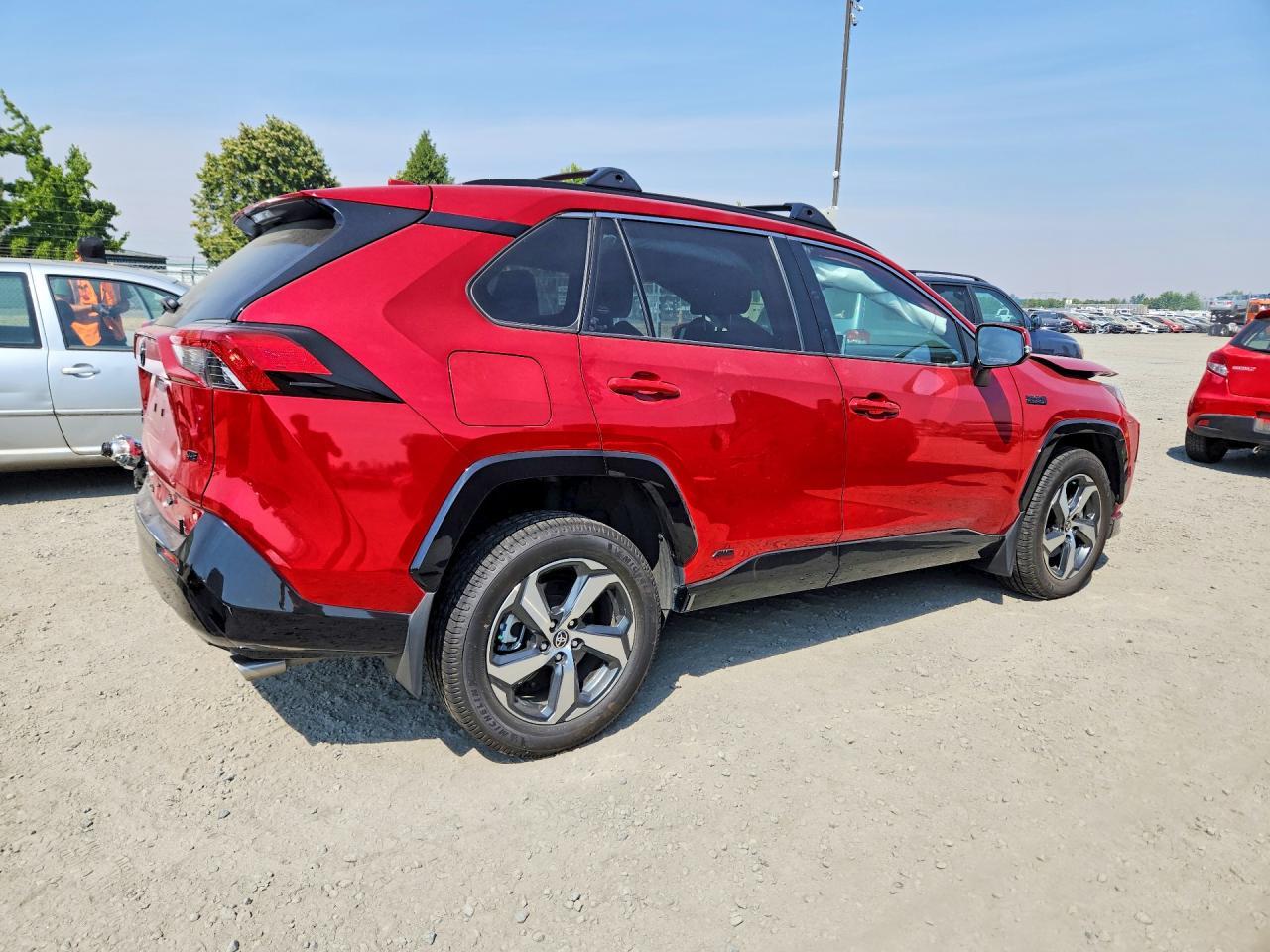 2023 Toyota Rav4 Prime Se - Image 3