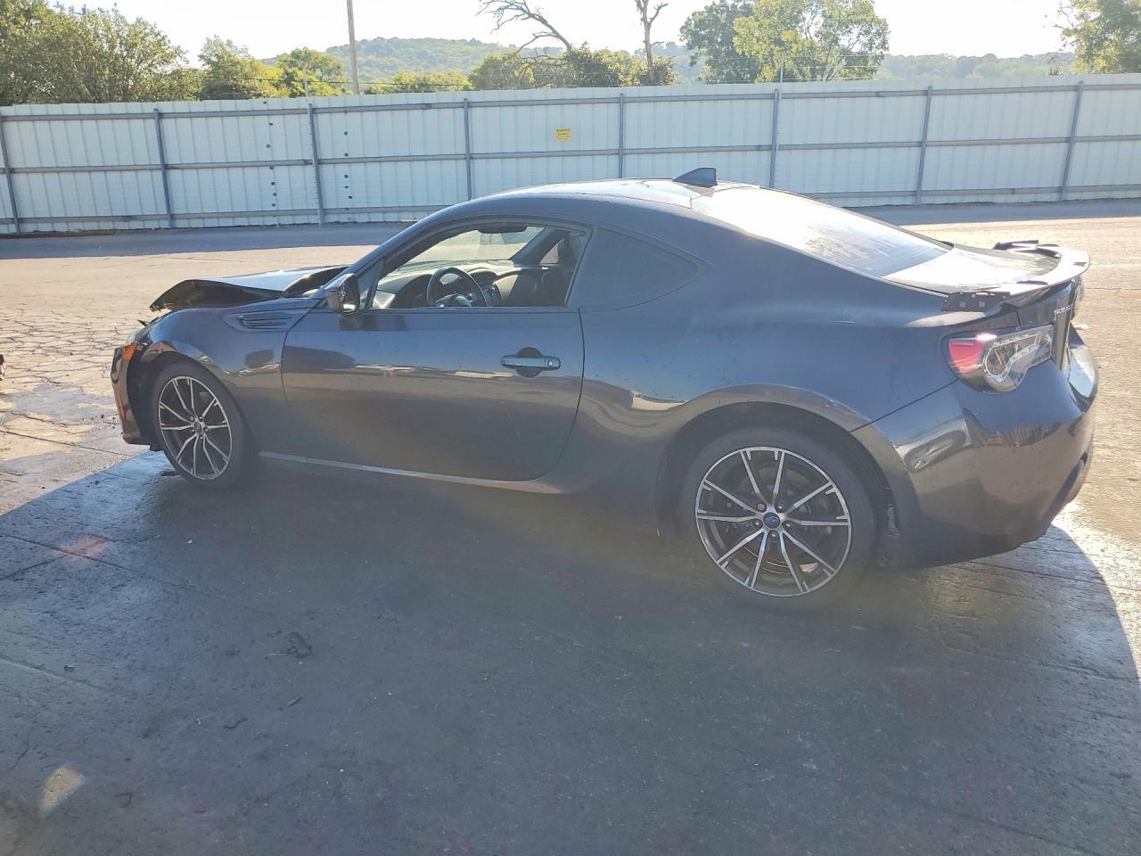 2018 Subaru Brz 2.0 Limited - Фото 2