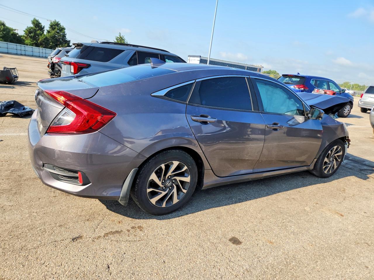 2017 Honda Civic Ex - Image 3