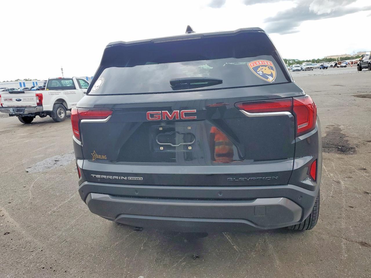 2025 GMC Terrain Elevation - Фото 6