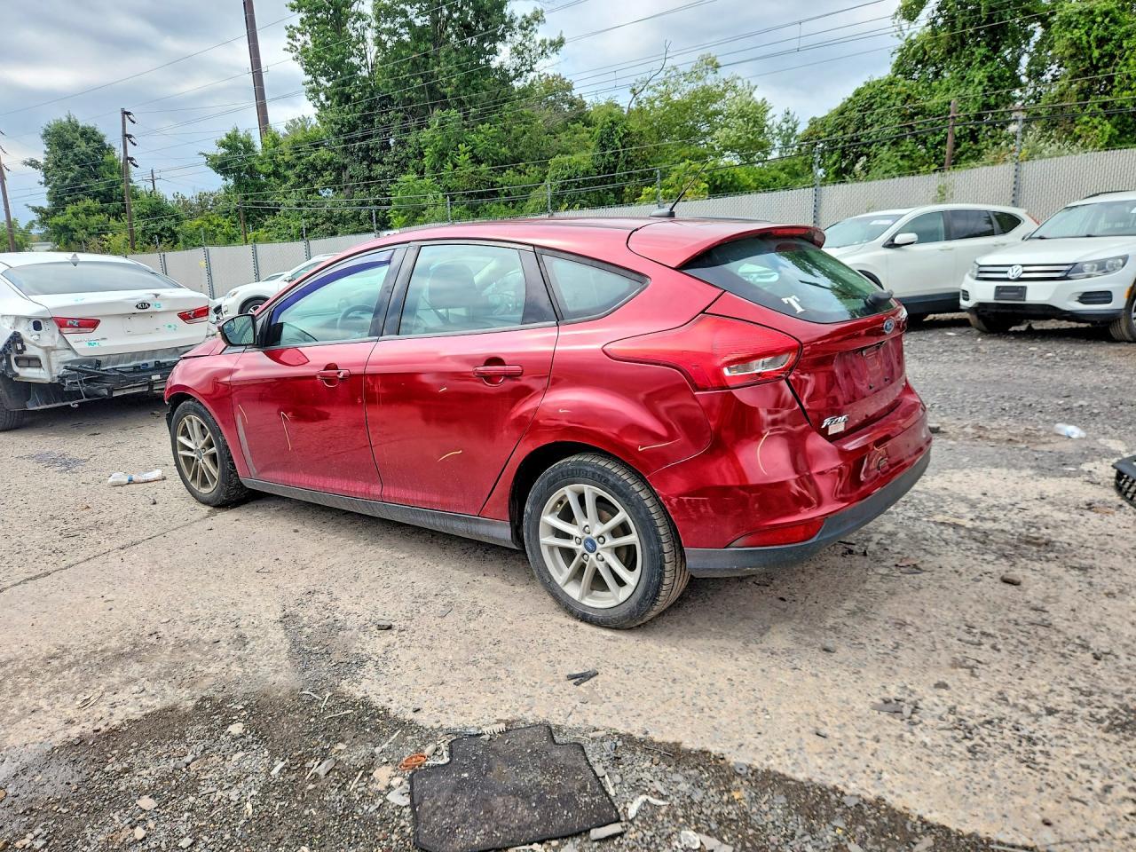 2017 Ford Focus Se - Фото 2