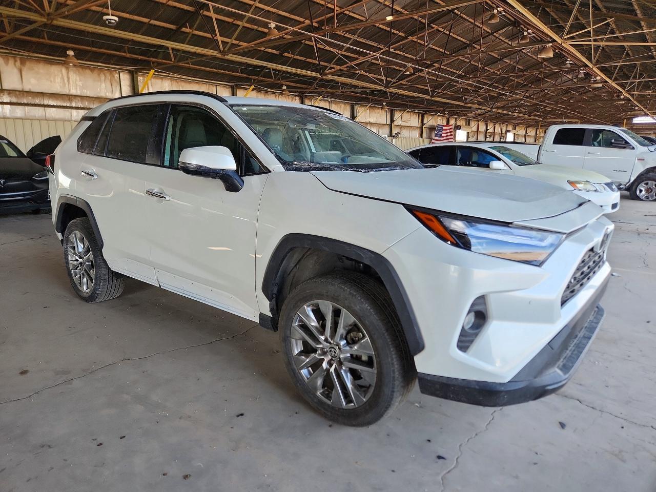 2024 Toyota Rav4 Limited - Фото 4