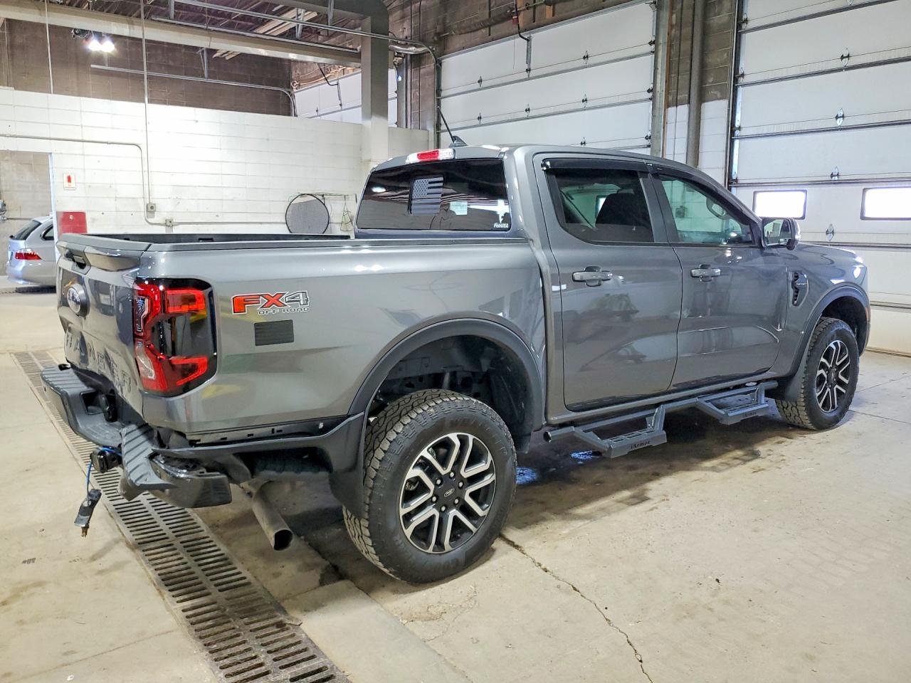 2025 Ford Ranger Lariat - Image 3
