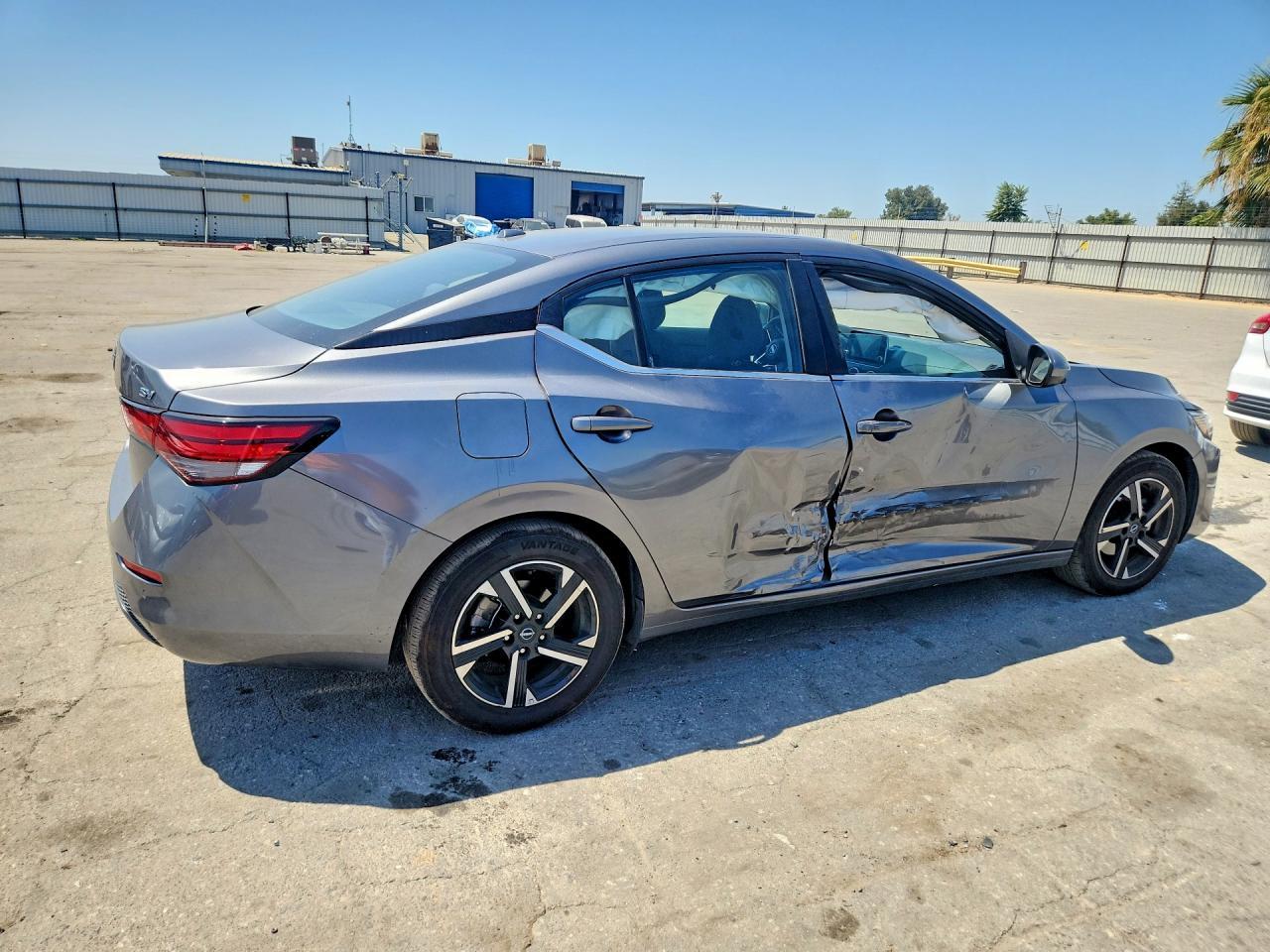 2024 Nissan Sentra Sv - Image 3
